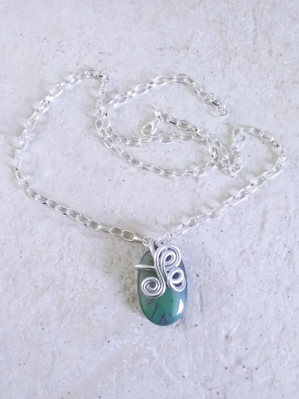 Green Agate Pendant Necklace 22
